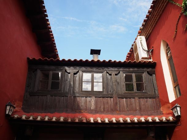 Vista de la casona desde el patio interior del restaurante